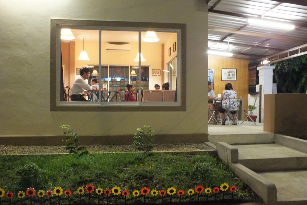 סבנקט Avalon Residence מראה חיצוני תמונה