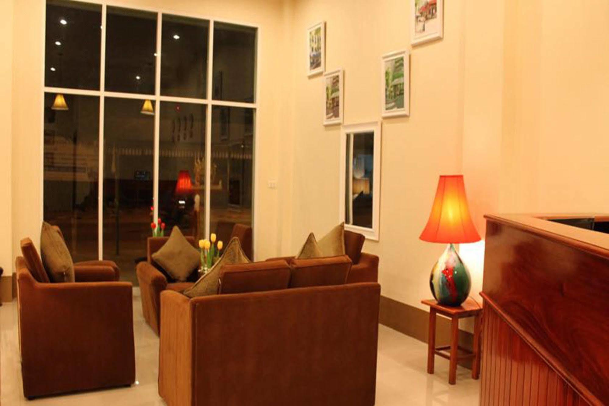 סבנקט Avalon Residence מראה חיצוני תמונה